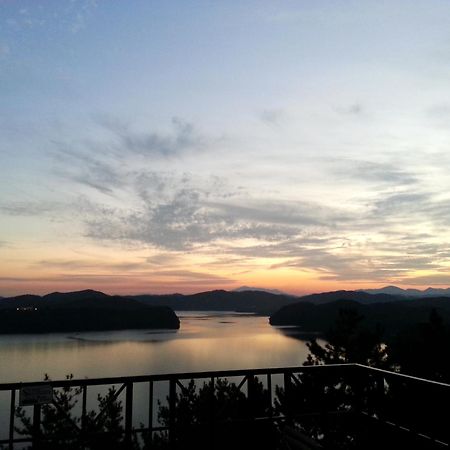 Asia Lakeside Hotel Jinju Eksteriør billede
