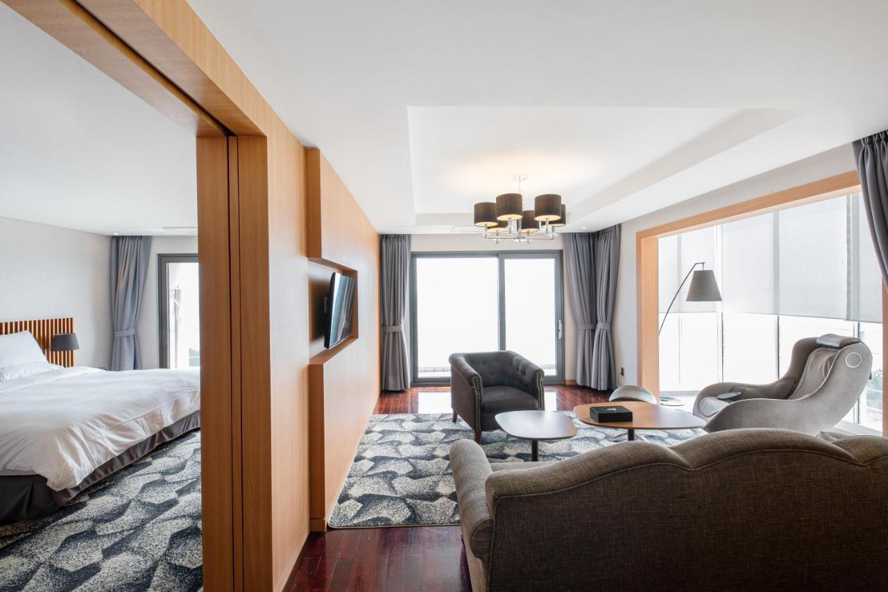 Asia Lakeside Hotel Jinju Eksteriør billede