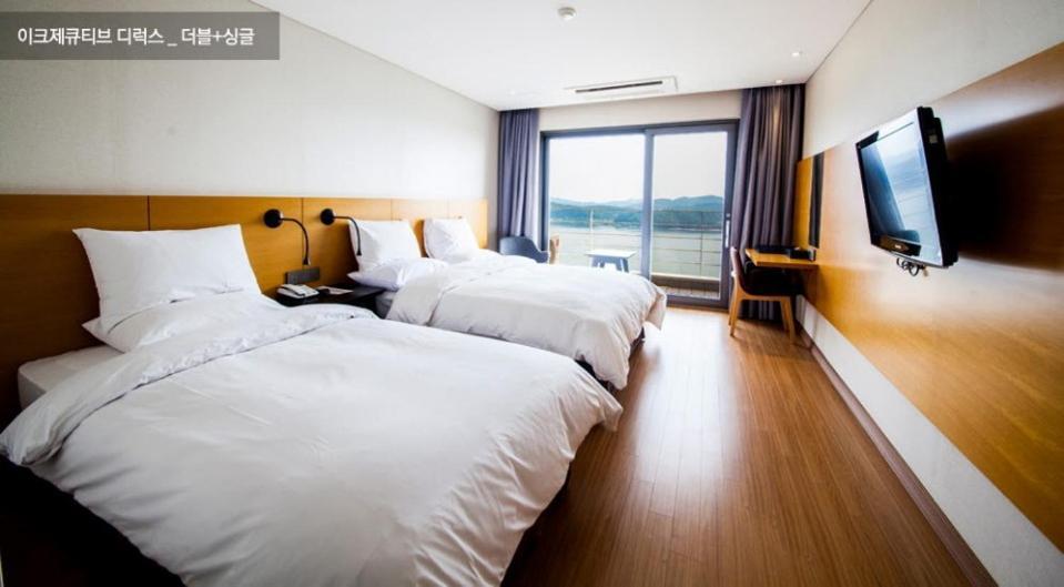 Asia Lakeside Hotel Jinju Eksteriør billede