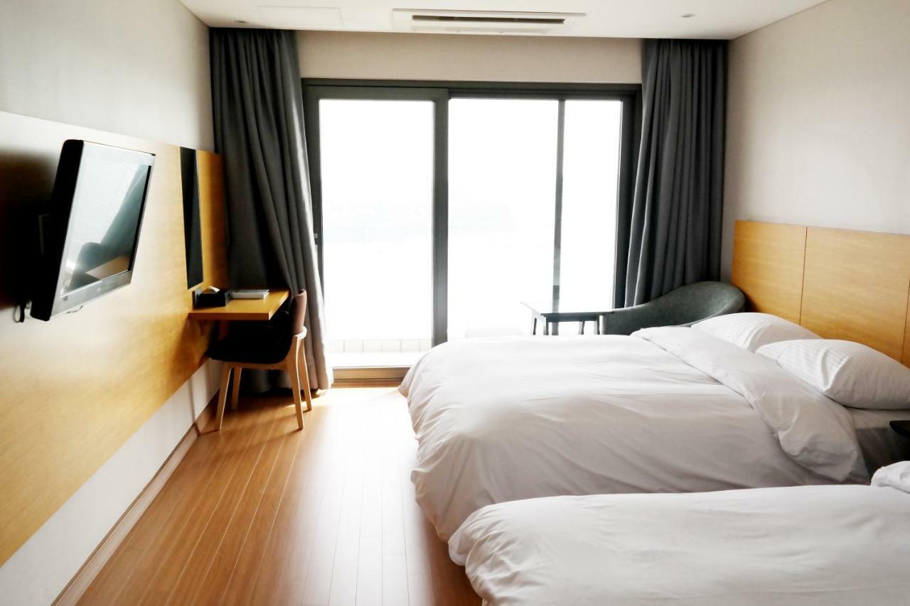 Asia Lakeside Hotel Jinju Eksteriør billede